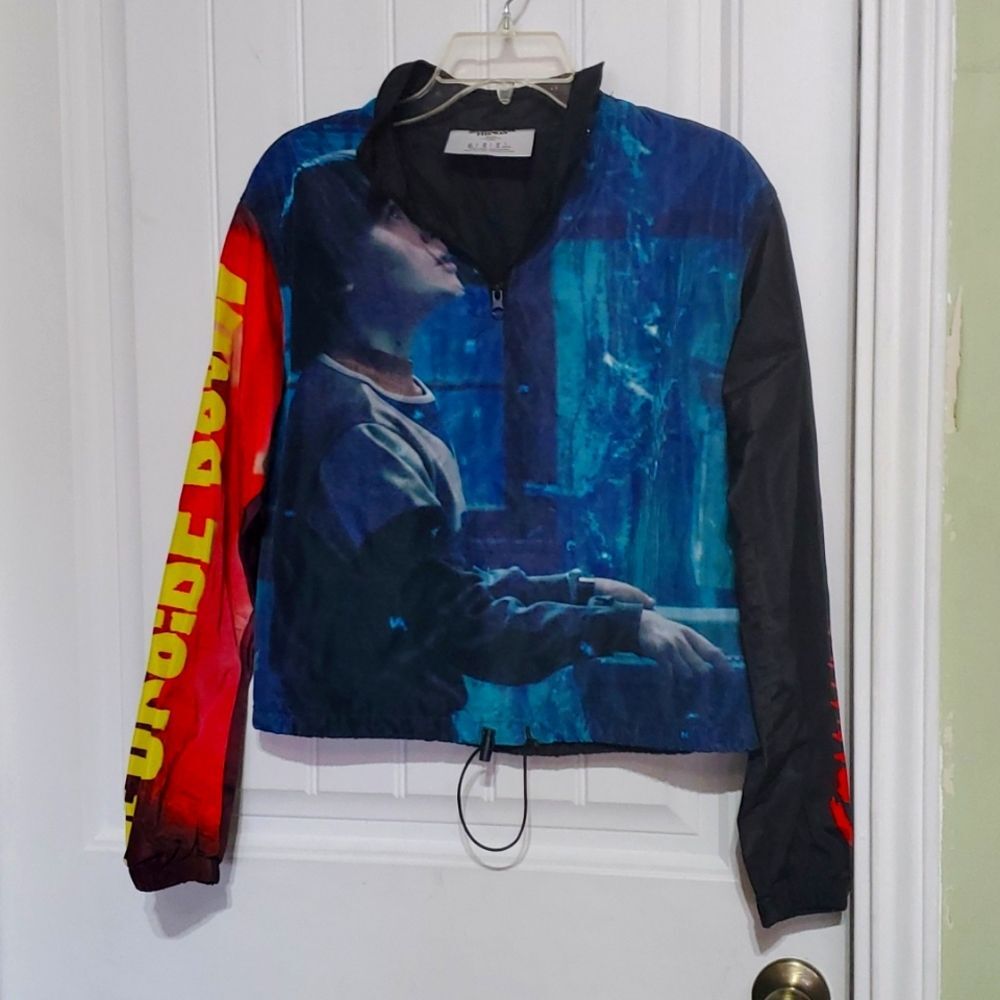 Unique “Stranger Things” pullover jacket Size S